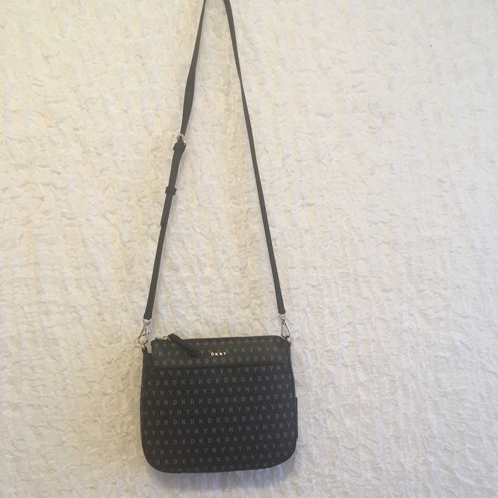 SMALL DKNY BAG